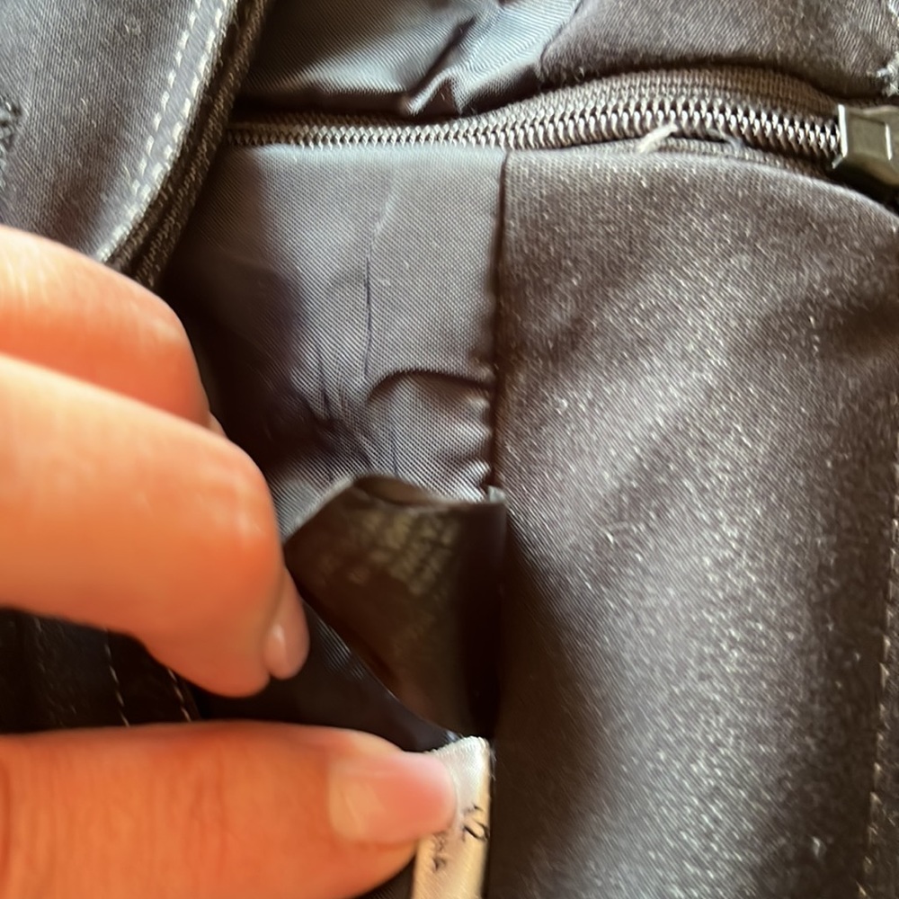 Suit - Picture 3 of 5